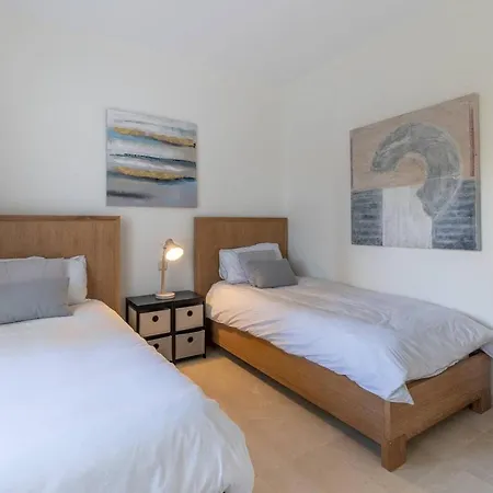Ar16 Alcazaba Lagoon Apartment Estepona